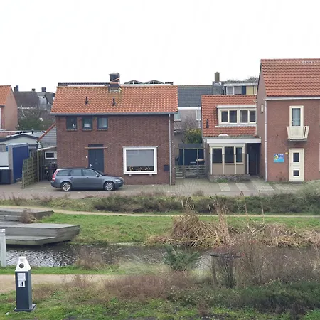 בית הארחה De Brinkparel 4*