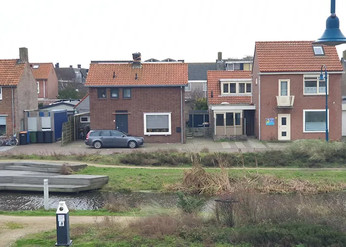 Guest house De Brinkparel 4*